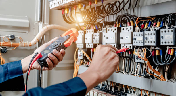 Best Circuit Breaker Repair  in Island City, OR